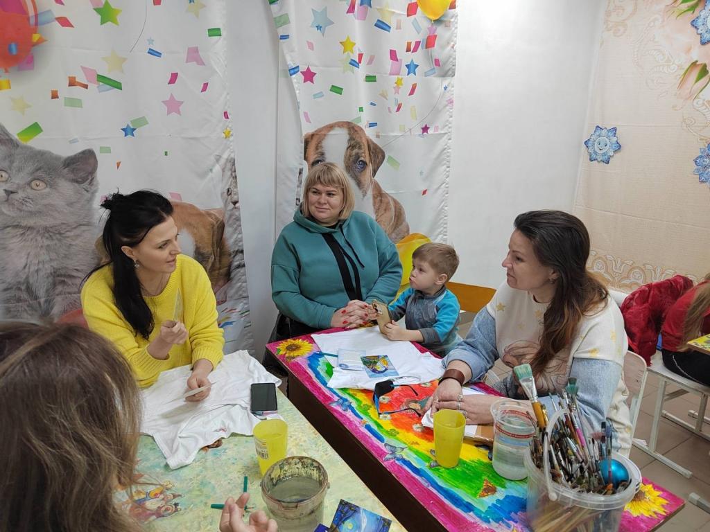 Мамы постоянно поддерживают друг друга